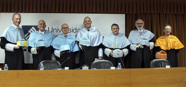 Carlos Romero junto a los miembros del tribunal. | Javier Jimnez Valero